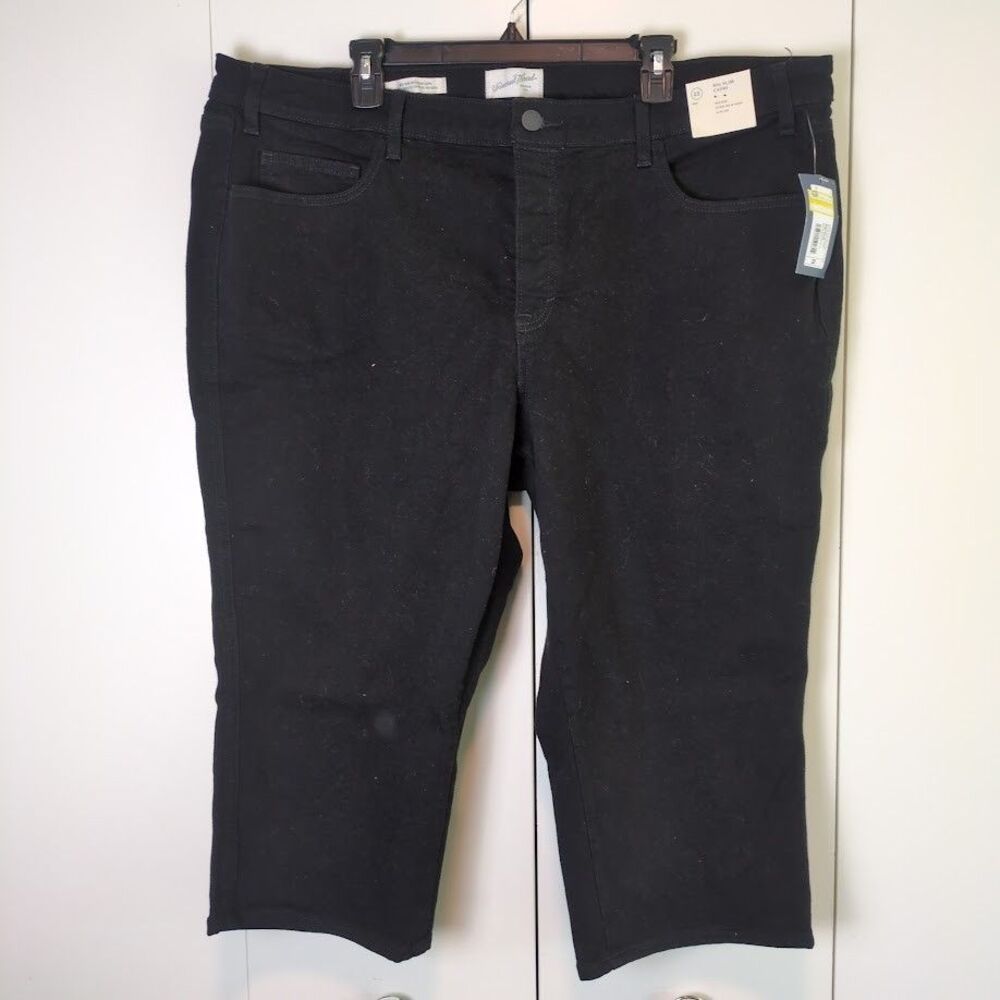 Universal Thread Women's Mid-Rise 80's Capri Slim Fit Jeans Black Size 22 New